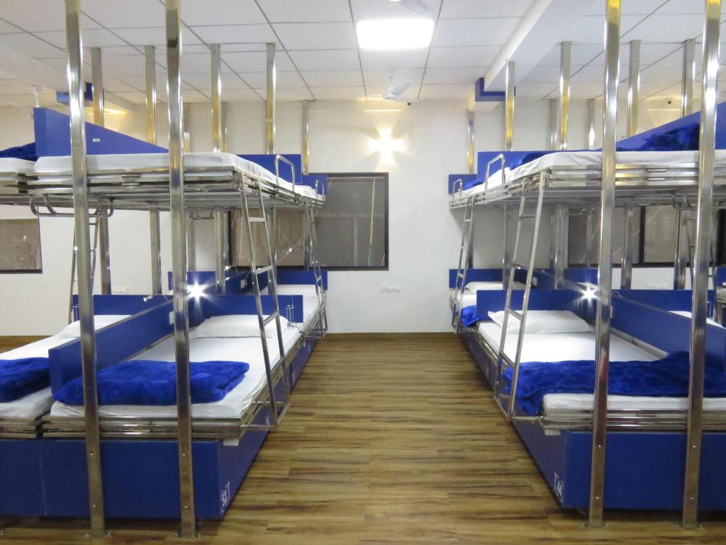 Supplementary accommodation : Classification of Hotels 2 Supplementary accommodation : Classification of Hotels 2