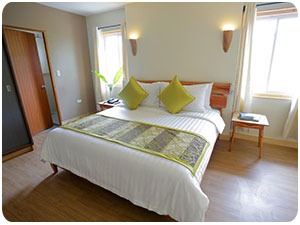 Global Green Initiatives 14 Green Hotel Tips Green Hotel Guest Room