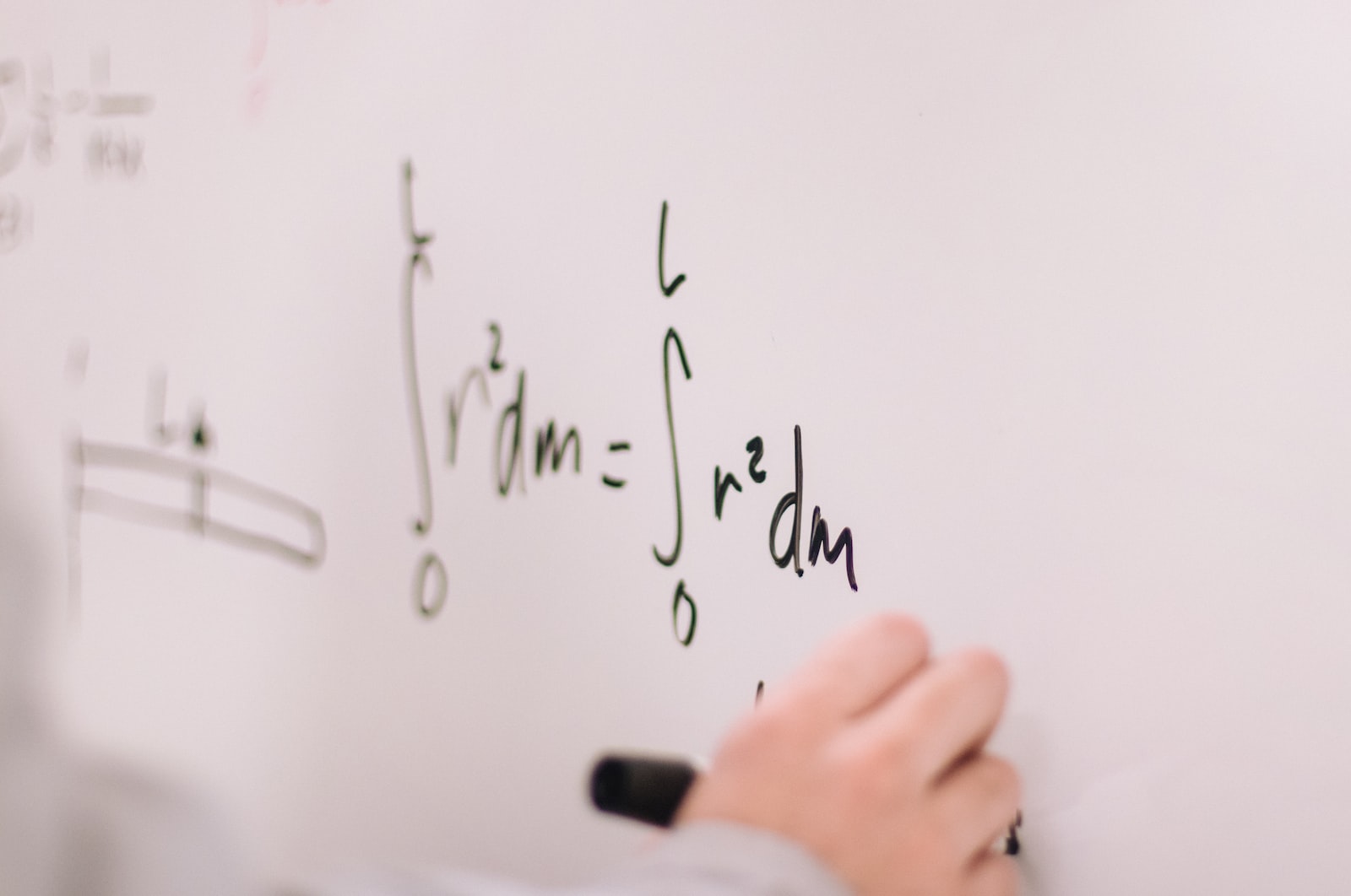 How to Calculate the Amount of Fuel Required and Cost